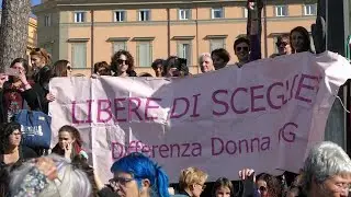 Roma, la piazza contro il ddl Pillon sull'affido: 