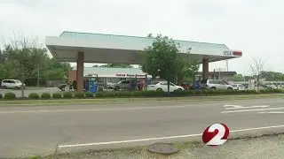UDF worker says woman upset over ice cream shows gun