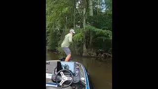 HIT ME WITH IT!!! My first Kentucky lake Largehead
