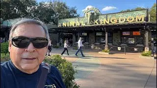 🔴LIVE🔴 Our visit today is to Disney's Animal Kingdom with Iggy On the Spot to try to ride Dinosaur