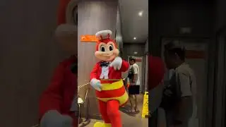 kulit mo bee 😍😍🐝🐝 #jollibee #shorts