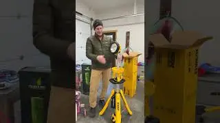 BEST WORK LIGHT EVER! This Dewalt 20v Cordless Tripod light is a must see BEAST! #dewalt #shorts