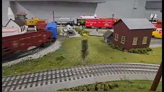 O Scale Running session CSX Chessie heritage unit 1973 and more fun trains.
