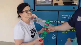 Eco compattatore x il riciclo della plastica del pet, del Corepla. 