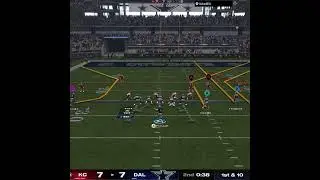 Madden NFL 25. EPIC Receiver SKILLS! Cee Dee Beat The Press, Split The Def And Scored. TOO EASY!!