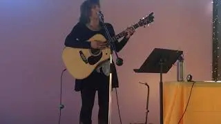 Sue Harris - HELLO SONG
