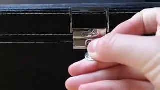 How to use QBeel jewelry box Lock & Key
