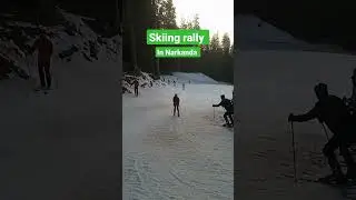 Skiing in Narkanda #skiing ytshorts #short #narkanda #trendingshorts