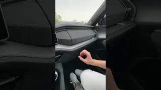 2 Gloveboxes instead of 1 😏! 2024 Skoda Kodiaq #shorts