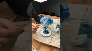 Testing out pigments 😍This one is our Neptune Pearl Pearl Powder #shortsvideo #mixing #epoxyresin