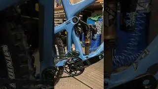 Testing the NEW Pivot Switchblade&rsquo;s DW Link | MTB testing #shorts