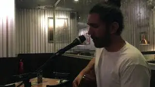 Shaneil Devaser - Past Song (Live at TGI Fridays)