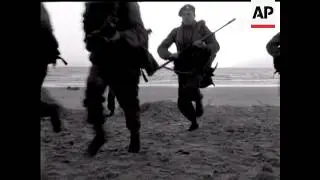 MARINES LANDING