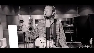 Alexander Wolfe - Oslo (Live at Dean St Studios)