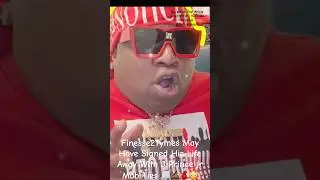 Возможно, Finesse2Tymes заключил договор о разделе своей жизни с мафиозными связями Джей Принса-м...