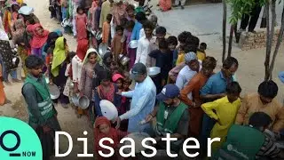 Pakistan Military Delivers Aid to Displaced Flood Victims