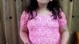 ليا قرص نجمة The Voice Kids تغني