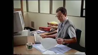 H&R Block (Colin Wheeler) - 2002 Australian TV Commercial