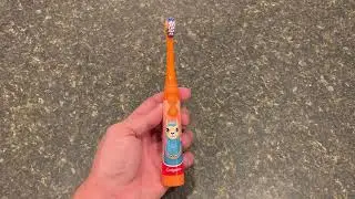 Get your kids to brush their teeth with Colgate Kids Battery Powered Toothbrush