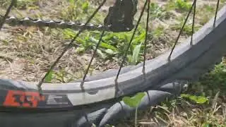 Luft ablassen  ( bisschen mit wenig Luft gefahren)