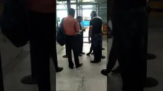 Go air staff misbehave from passengers at delhi airport