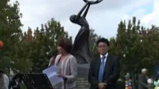 Inauguration de la statue du r&ecirc;ve de la m&egrave;re