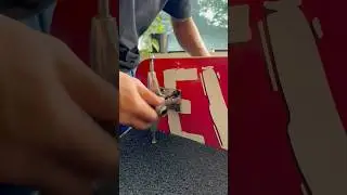 Montando skate profissional completo com shape Ever, rolamento Ace, truck Intruder e roda Moska