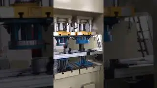 YIHUI Multi station deep drawing hydraulic press with servo system working video 2
