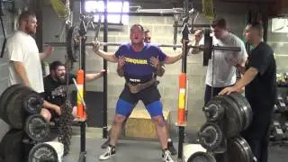 Steve Colescott 290 + 100 lbs in chains