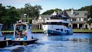 FLIBS 2022 IS HERE ! New River in Fort Lauderdale is on fire !  (Alfred Montaner)
