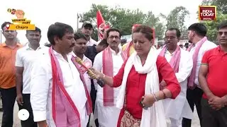 Akhilesh Yadav Joins Tejashwi, Rahul For 'Vote Adhikar Yatra' in Chapra | India Today News
