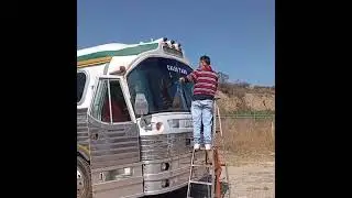 Autob&uacute;s Dina mel&oacute;n de Autobuses de Occidente