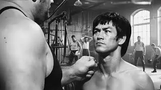 Bruce Lee Heard 'You're Nothing But Weak Bones' From 300 Pound Powerlifter &mdash; 5 Seconds Later