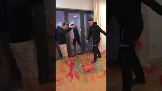 Mitzuu &Icirc;l Prankuieste Pe Sebi Crișan !