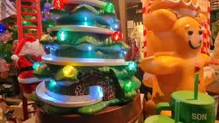 Cracker Barrel Christmas 2025