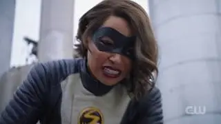 The Flash Season 5 Best Speedster Scenes [5x07]