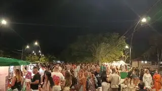 ¡BUZIOS de NOCHE es una LOCURA! 🇧🇷 Comida, Fiesta y Show en la Feirinha (Guía 2026)