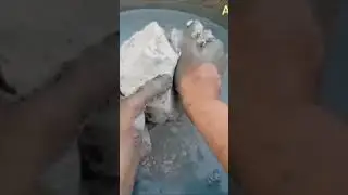 Mazedar Pure Cement Water Crumbling 🤤😍 Mouthwatering #puremudasmr #shorts