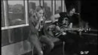 Marie-Mai - What Goes Around... Comes Around - Salut Bonjour