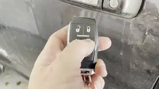 Как дистанционно завести грузовик Dodge Ram 2500 с помощью брелока.