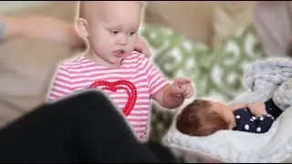 MEETING THE NEW BABY!!