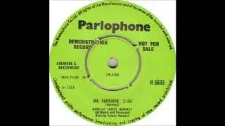 Barclay James Harvest - Mr. Sunshine (1968)