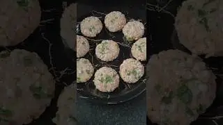 Quick and Easy Sabudana Vada #shorts #sabitaskitchen #crispyvada