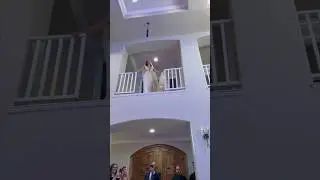 Bride jumps from balcony at wedding! 😭