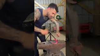 Watch me make a horseshoe part 5! A concave hunter hind #horse #shoe #shorts #fyp #metal