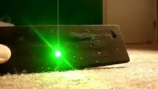 High power green laser pointer pop balloon and melt rubber