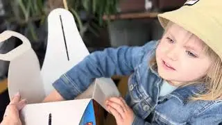 Jobs cafe 🍽️ . Kids Box 📦