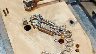 Stainless steel craftsman skills in making key chains