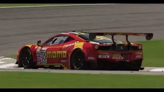 Attacking Barber with a Ferrari 458 GT3 - /MOMO