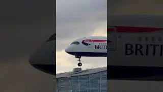British Airways Airbus A350 touches down at London Heathrow from Las Vegas 🇬🇧✈️ #airbus #landing